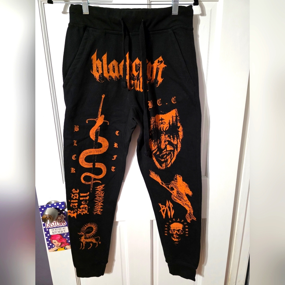 NWOT BlackCraft Cult Orange Print Joggers Size Small